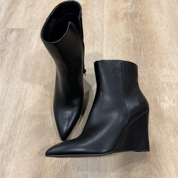 Worthington Shoes - Worthington Black Heeled Ankle Boots
